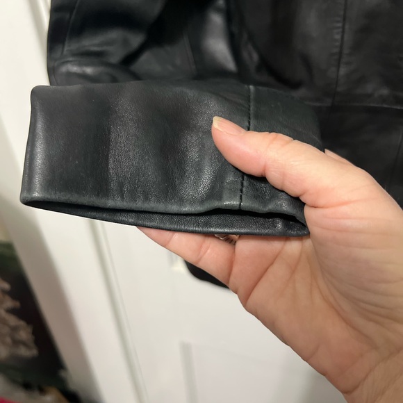 Wilsons Black Leather Jacket Women’s Large - Picture 9 of 16